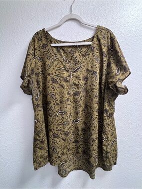 Torrid | Paisley Short Sleeve Women's Top | 3x